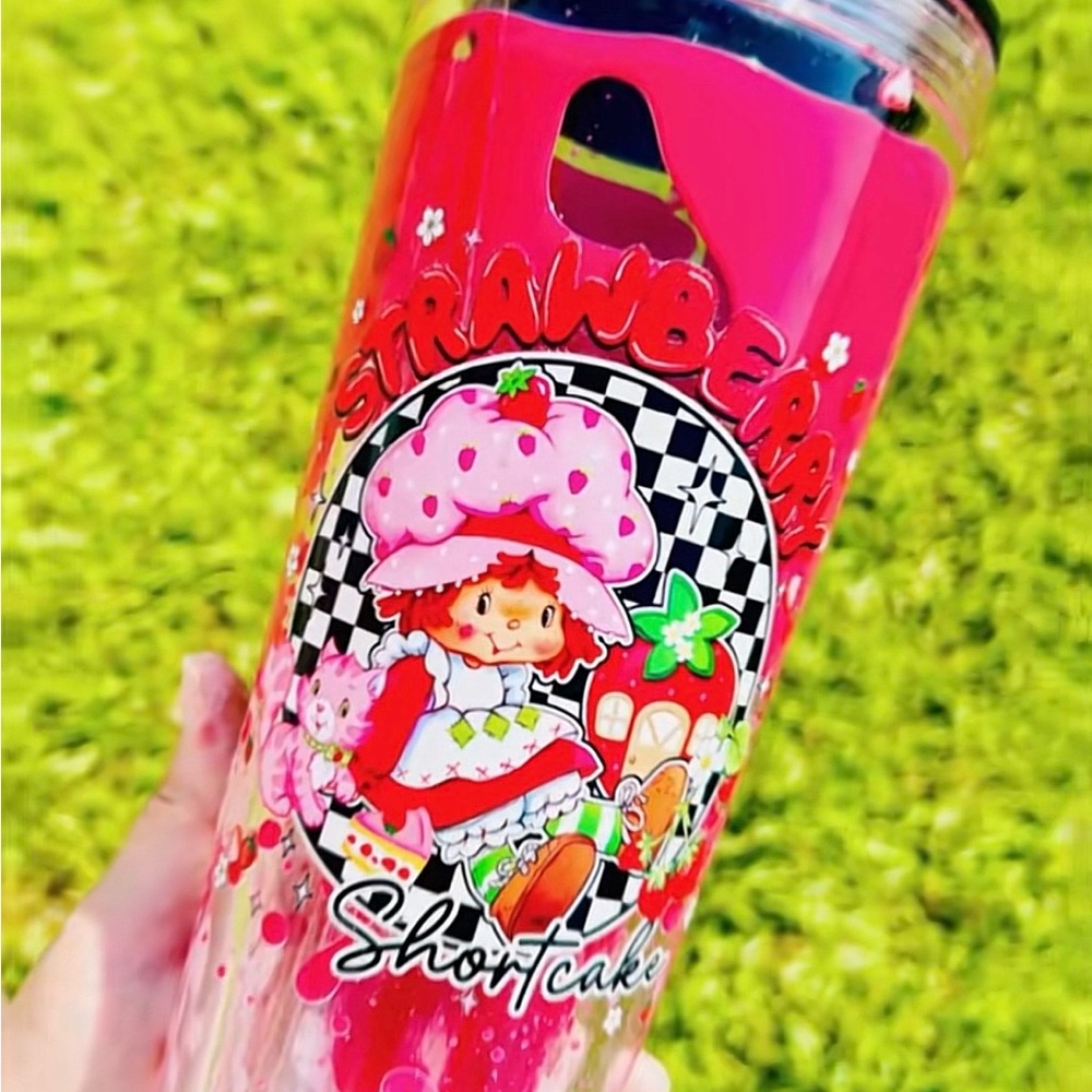 24oz acrylic lava snowglobe Strawberry Shortcake Tumbler